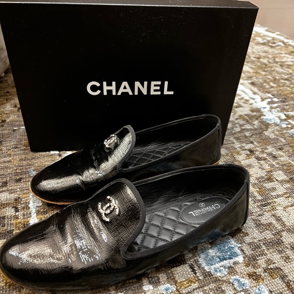 Chanel Loafers - sz41 - Picture 2 of 6